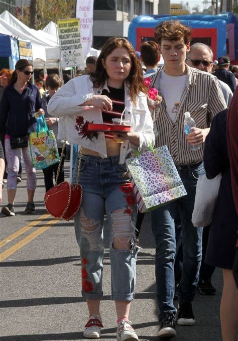 emma kenney boyfriend|shameless debbie's boyfriend.